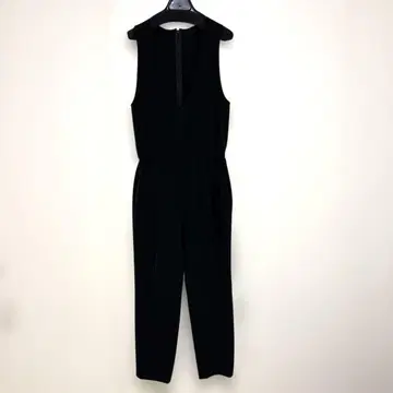BRAHNIN 블랙 슬리브리스 V넥 올인원
