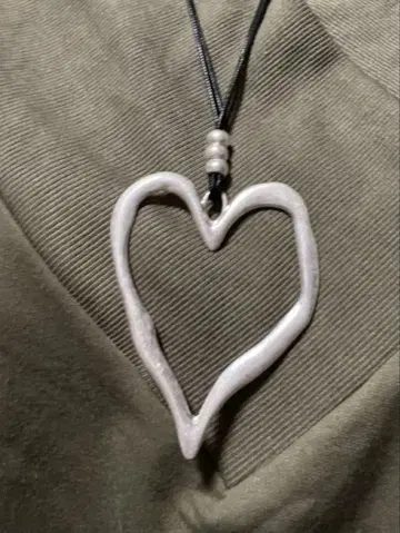 커다란 하트 모양 실버 펜던트 목걸이