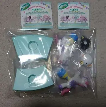 shaky! 산리오 캐릭터즈 회전목마 ~MINT~ 2개 세트