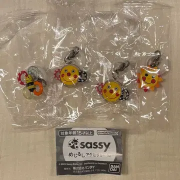 sassy 가챠가챠 메지루시 액세서리 4세트 카미카미 미츠바치