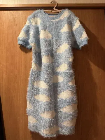LAZY OAF 구름 원피스 TWICE 착용