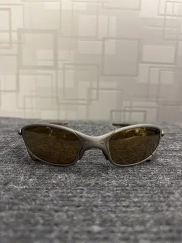 오버홀 완료 OAKLEY X METAL JULIET