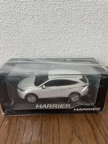HARRIER 화이트 미니카 1/43