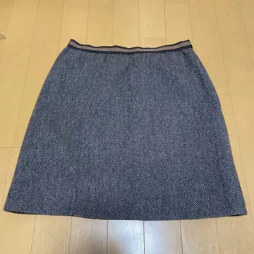 네이비 그레이 헤링본 타이트 스커트