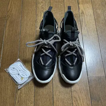 mercibeaucoup 메르시보쿠 스니커즈 BLACK 상자 없음