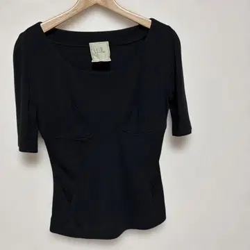Sybilla 티셔츠