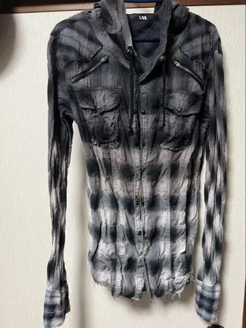 LGB 르그랑 블루 후드 부착 데미지 가공 셔츠