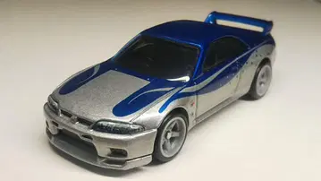 핫휠 프리미엄 닛산 스카이라인 GT-R BCNR33 와이스피