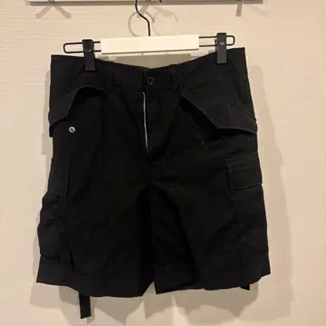sacai 카고 숏팬츠 블랙 사이즈 2
