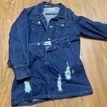 데미지 가공 다크 데님 자켓 M 사이즈