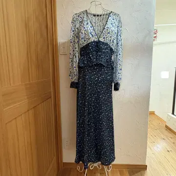 꽃무늬 긴팔 맥시 투피스 블라우스 L 스커트 M