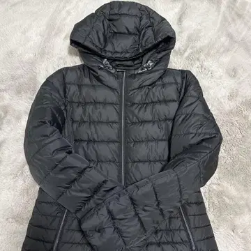 ZARA 블랙 후드 부착 다운 자켓 L