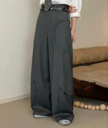 미사용 새상품 soerte 소에르테 슬랙스