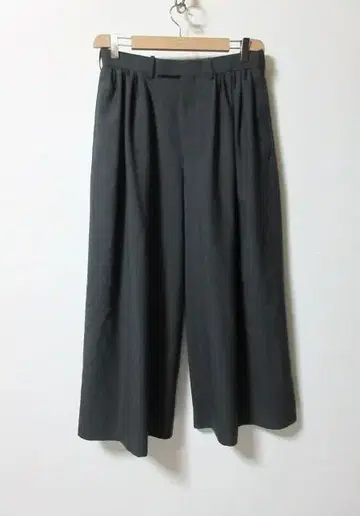 LAD MUSICIAN Gather Cropped Wide Slacks