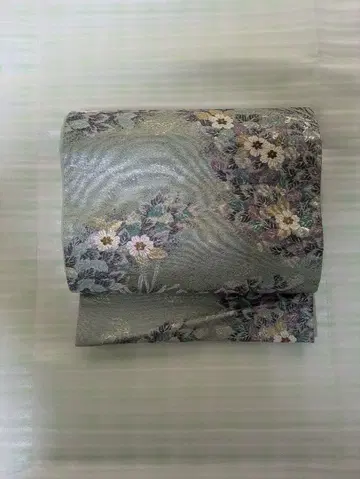 그린 컬러 꽃무늬 실크 오비