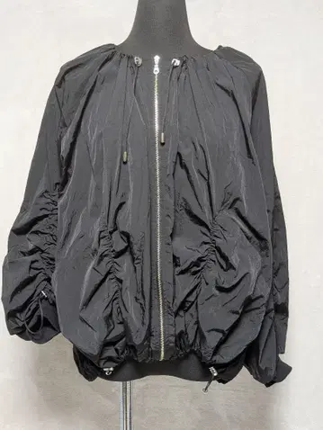 Lallia Mu 라리아 블랙 드로스트 라이트 블루종