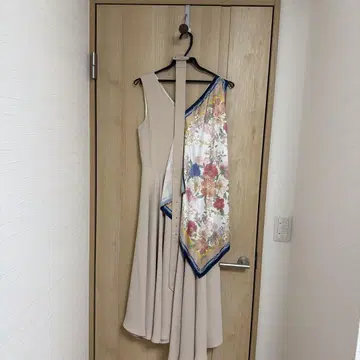 eimyistoire 꽃무늬 스카프 포함 원피스