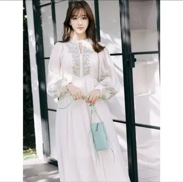MERCURYDUO 양류 자수 원피스 M 사이즈 신키 사노