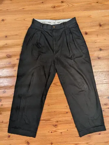 NEAT CHINO 블랙 사이즈 44
