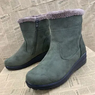 새상품 여성용 23.5cm 경량 발수 보아 안감 숏부츠 그린 6442