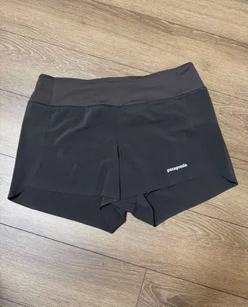 patagonia 블랙 숏팬츠 M