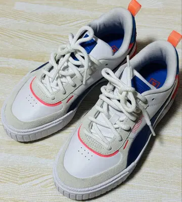 새상품급 Puma 스니커즈 통굽 화이트/블루/오렌지