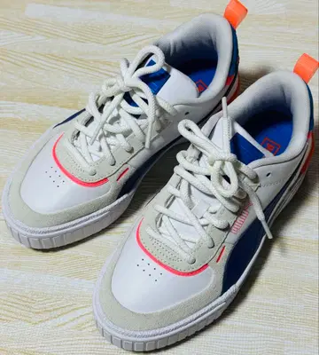 새상품급 Puma 스니커즈 통굽 화이트/블루/오렌지