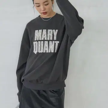 MARY QUANT x PUBLUX / 레이스 로고 맨투맨 차콜 그레이