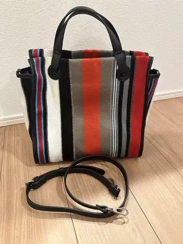 ZARA 스트라이프 디자인 토트백