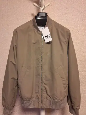 ZARA(자라) 베이지 점퍼 택 포함