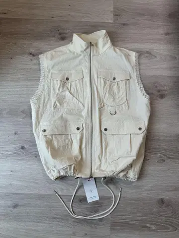MAISON SPECIAL 아이보리 낚시용 조끼