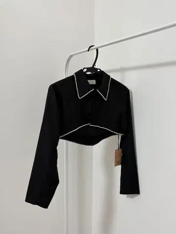 [ 새상품 미사용품 택 포함 ] eimy istoire 블랙 크롭 자켓