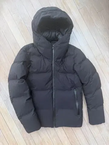 유니클로 다운 자켓 S