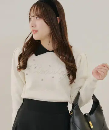 OLIVE des OLIVE 펄 로고 카라 니트 상의 화이트