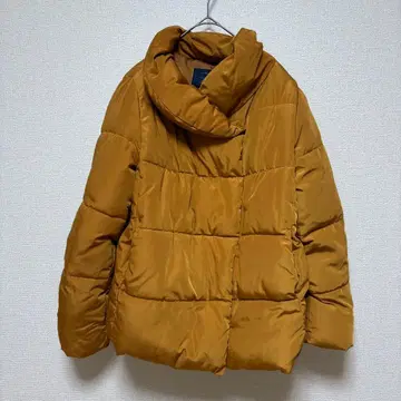 브라운 다운 자켓 볼륨 실루엣