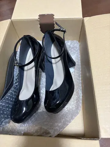 에스페란자 블랙 하이힐 펌프스