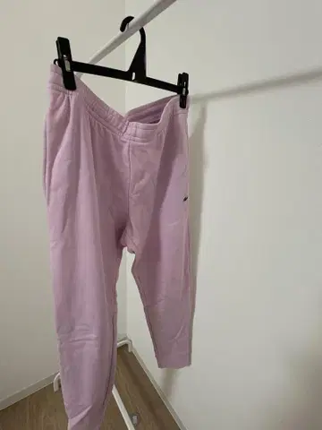 [ 미사용 새상품 ] LACOSTE 슬림 핏 조거 팬츠 L 핑크