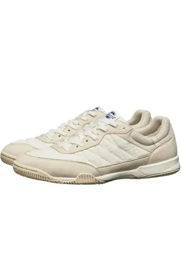 ATHLETA 축구화 베이지