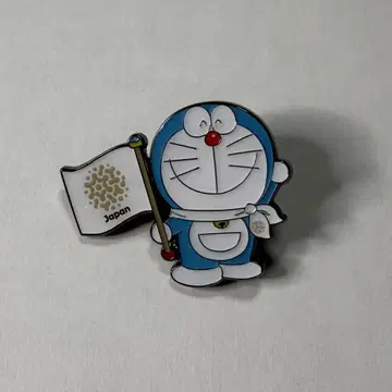 [ 당일 발송 ] 일본관 도라에몽 핀 배지 만박