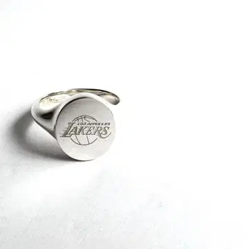 OFF THE COURT by NBA'LAKERS'Signet Ring