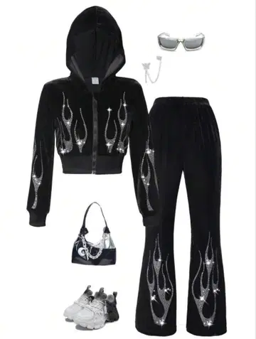 [새상품급] GAL 큐빅 플레어 블랙 후드 부착 벨로아 셋업