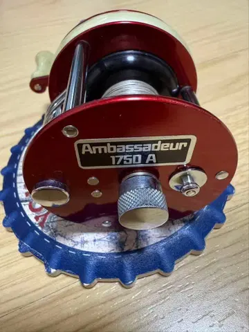 Ambassadeur 1750 A 베이트 낚시릴
