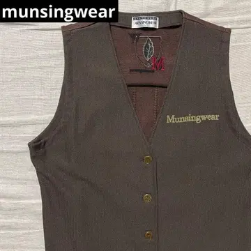 먼싱웨어 니트 베스트 L 브라운 골프 빈티지 로고 자수