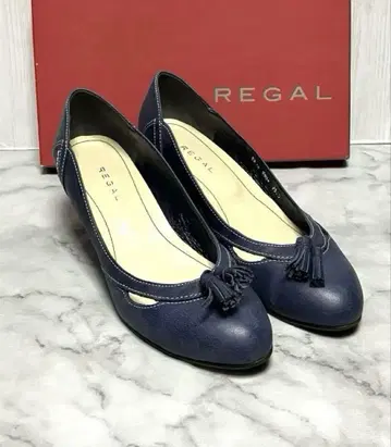 새상품급 REGAL 리갈 네이비 가죽 펌프스 태슬 포함