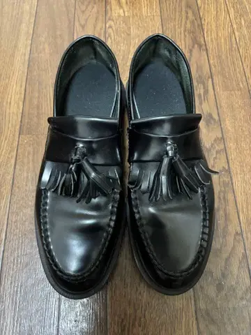 닥터마틴 태슬 로퍼 블랙 28cm