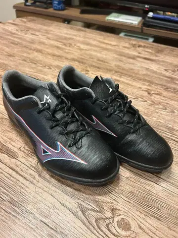 미즈노 축구화 알파 24cm