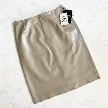 새상품 CALVIN KLEIN 가죽 스커트 캘빈클라인 소가죽 L