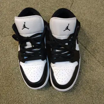 Jordan 스니커즈 화이트/블랙