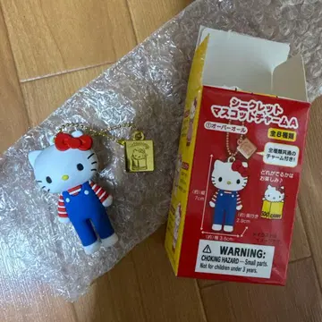 헬로키티전 시크릿 마스코트 참 A 오버롤