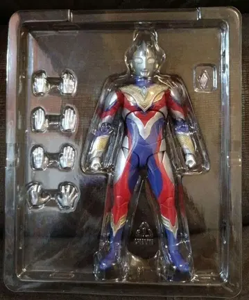 울트라맨 트리거 멀티 타입 s.h.figuarts